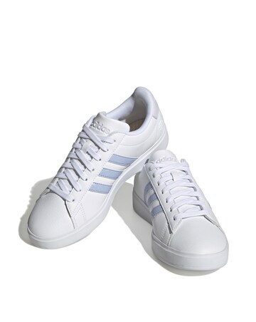 womens adidas court trainers