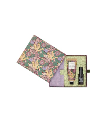 William Morris At Home? Beautiful Sleep Bedtime Ritual