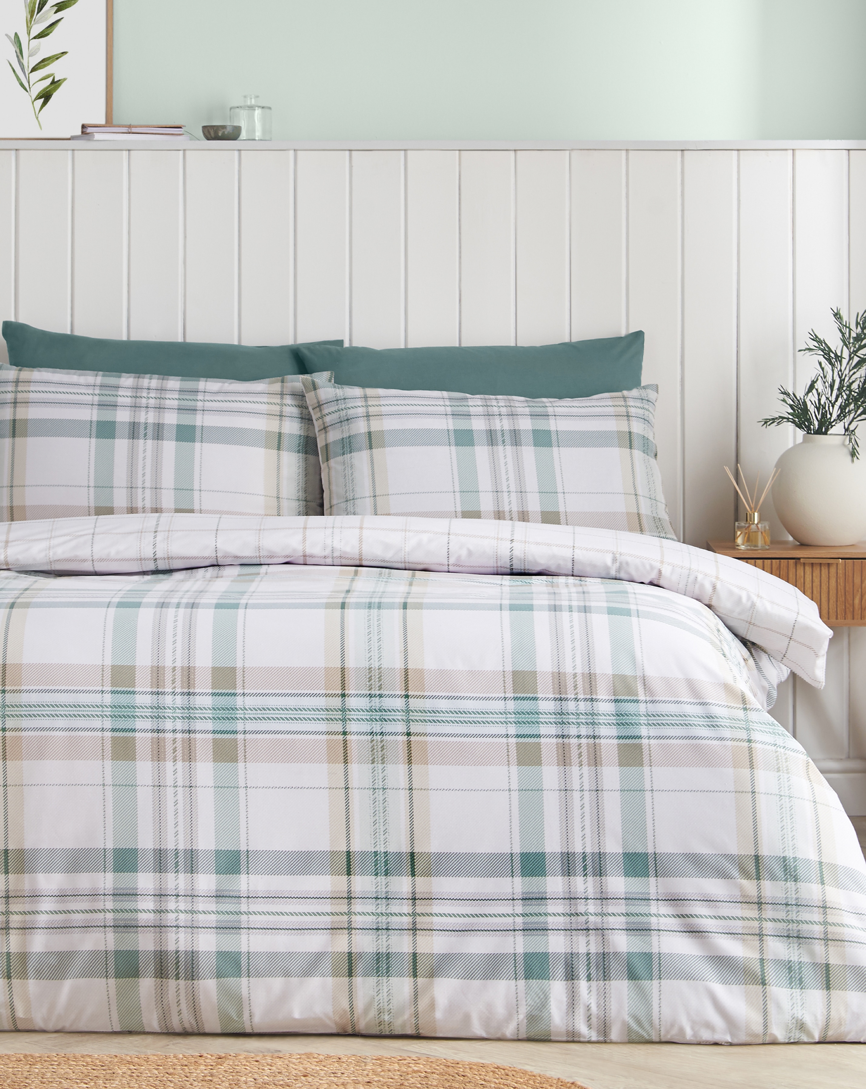 New In - Catherine Lansfield Cartmel Duvet Set