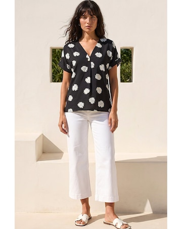 Roman Daisy Print Pleat Front Top