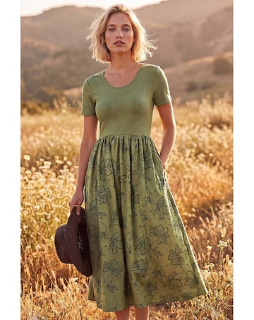 Roman Floral Print Pocket Midi Dress