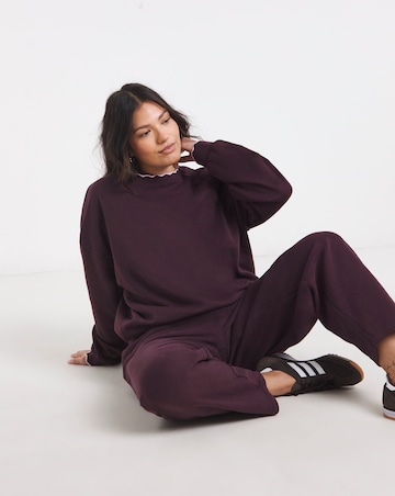 Blackcurrant Scallop Trim Sweatshirt