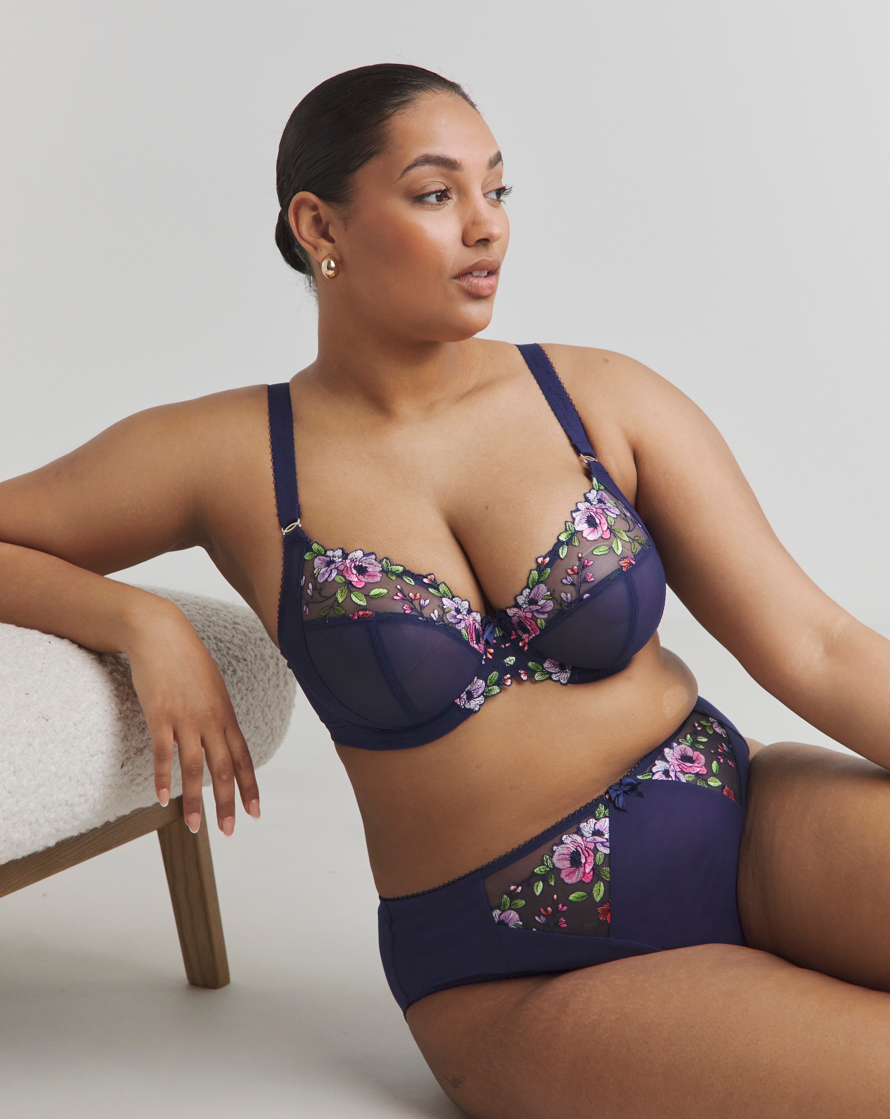 Elomi Himari Plunge Wired Bra Midnight