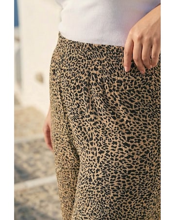 Roman Curve Textured Animal Trousers