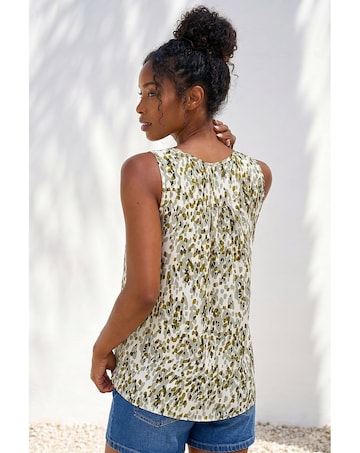 Roman Abstract Spot Print Button Vest