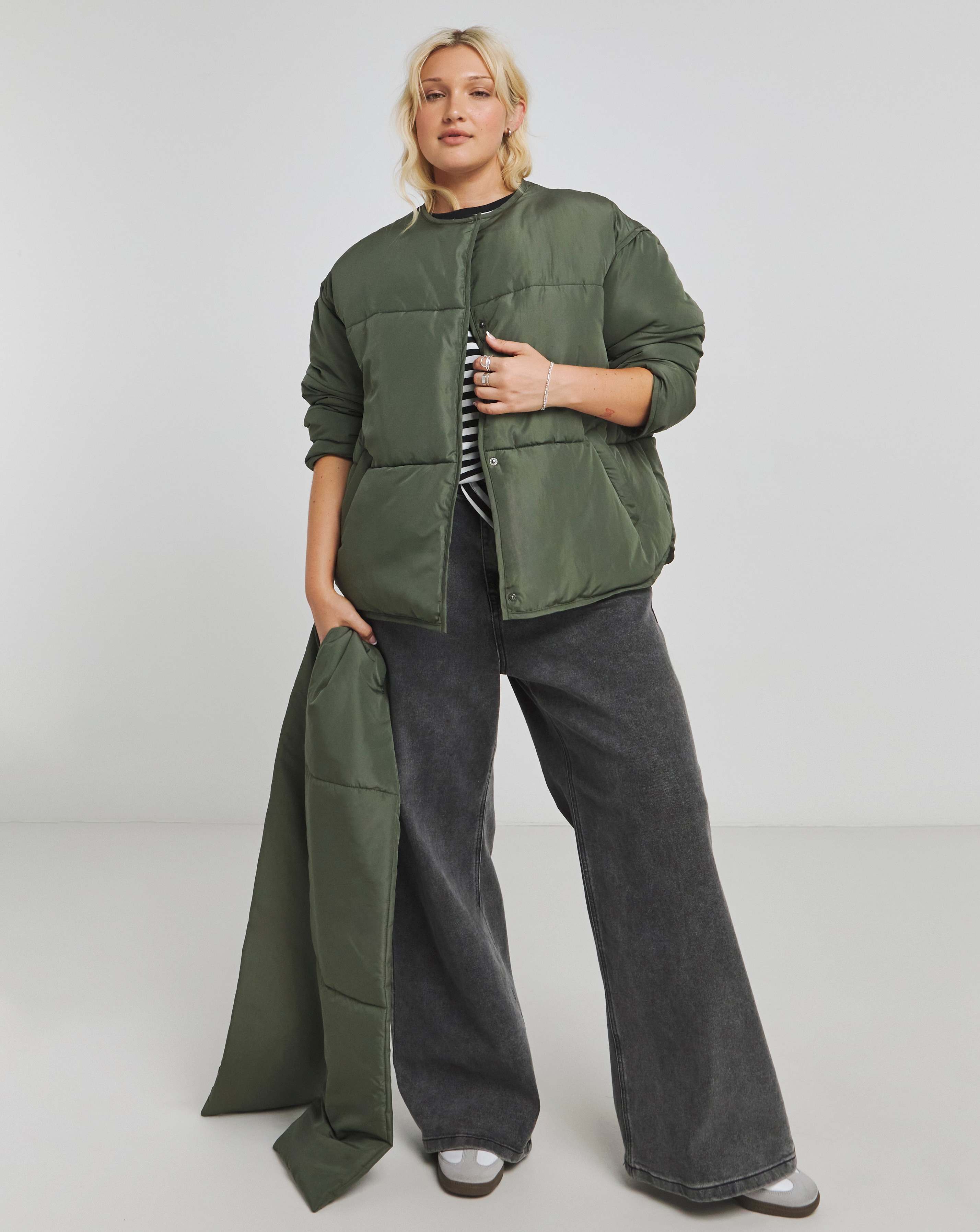 Khaki Round Neck Jacket With Scarf