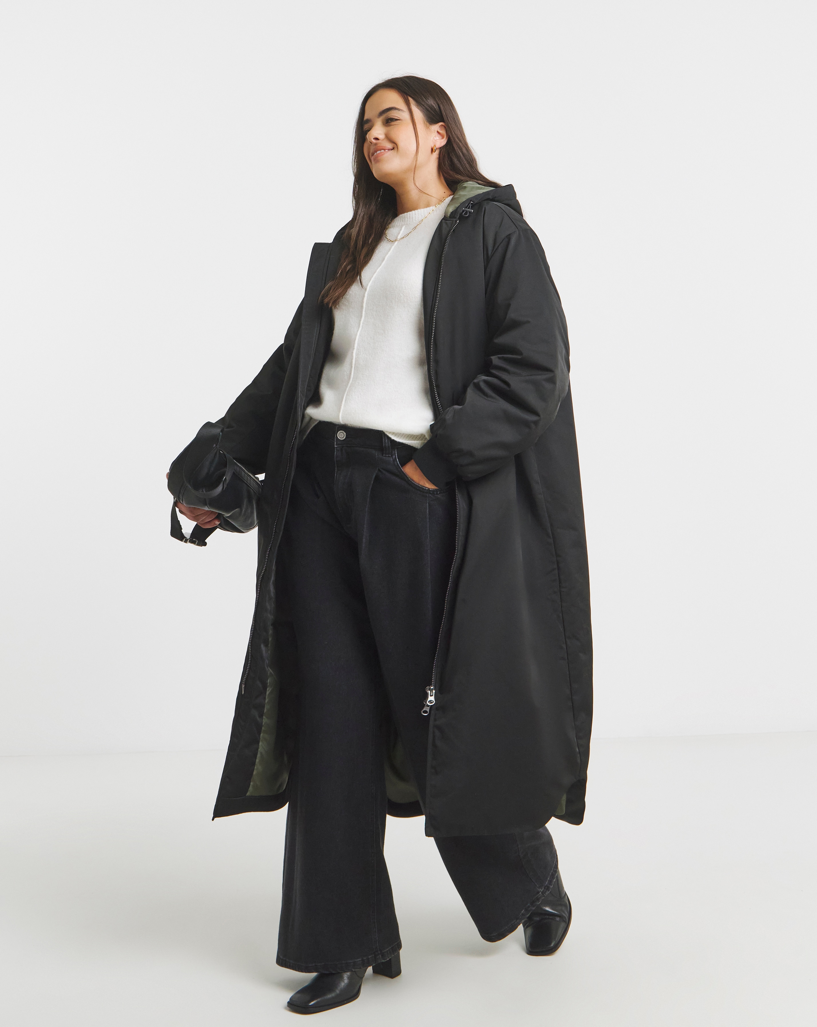 SBE Black Hooded Longline Bomber