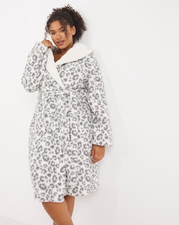 Bære Hvem uophørlige Pretty Secrets Leopard Tie Waist Dressing Gown | Simply Be