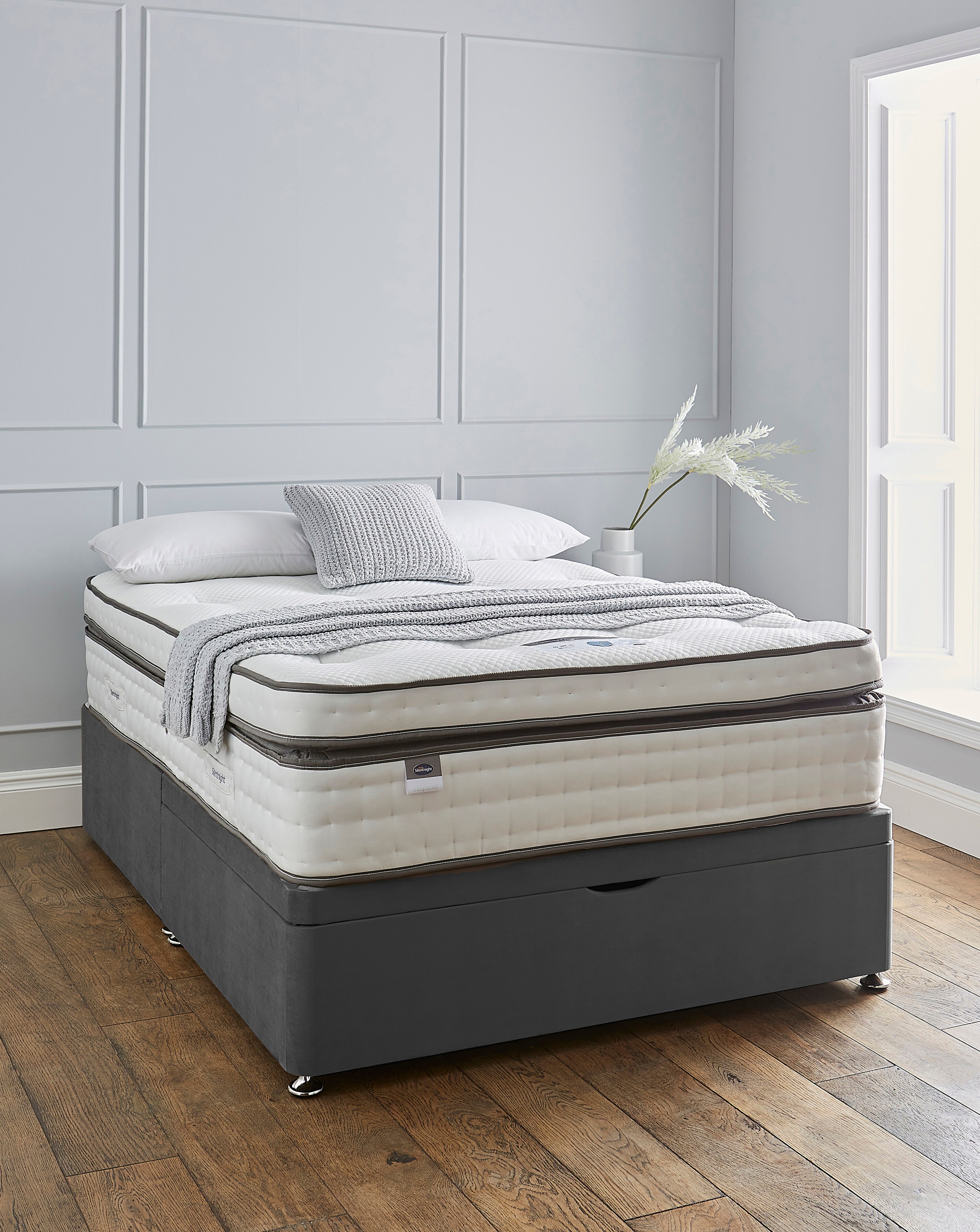 New In - Silentnight 3000 Gel Box Ottoman Divan