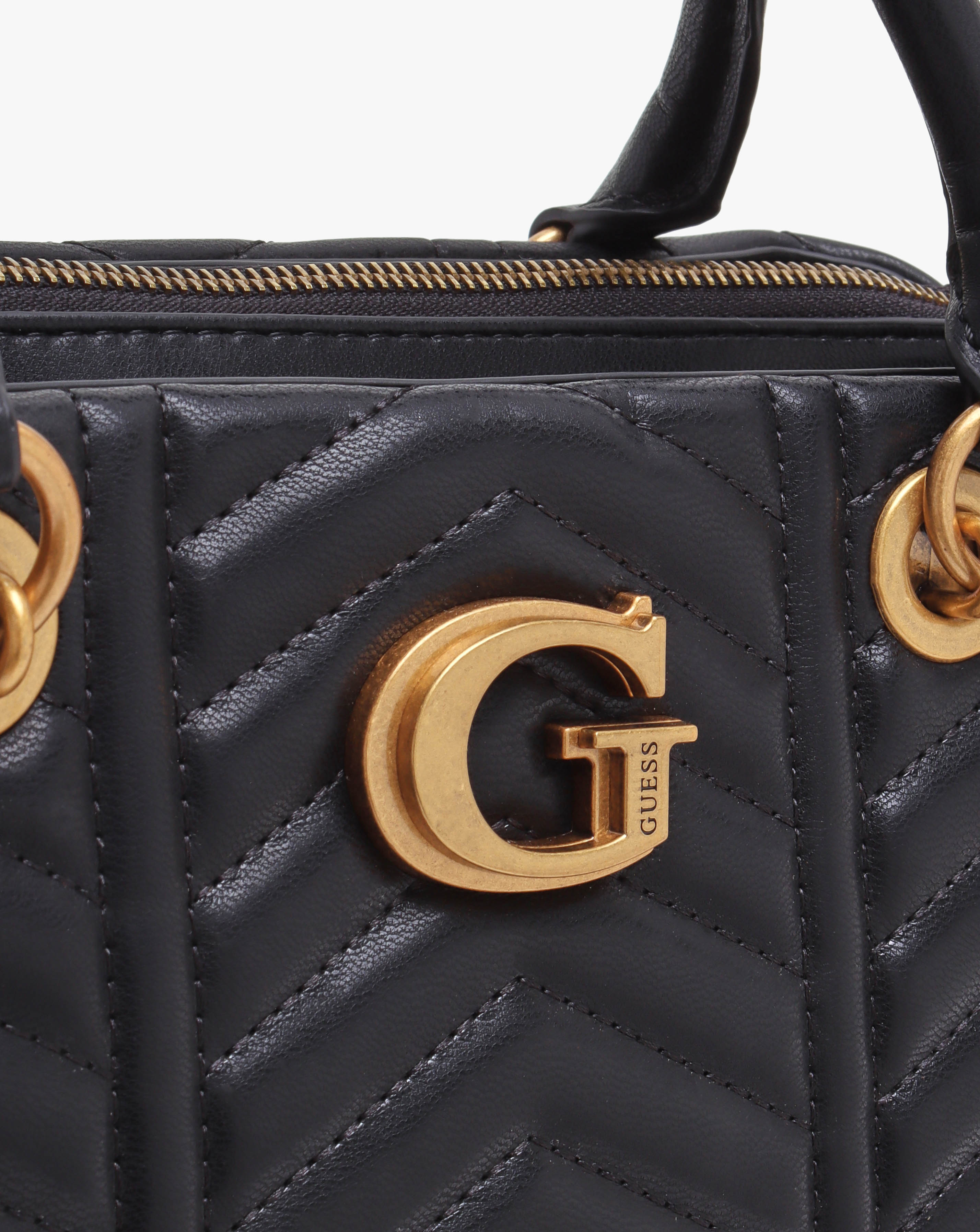 Guess hotsell quilted satchel
