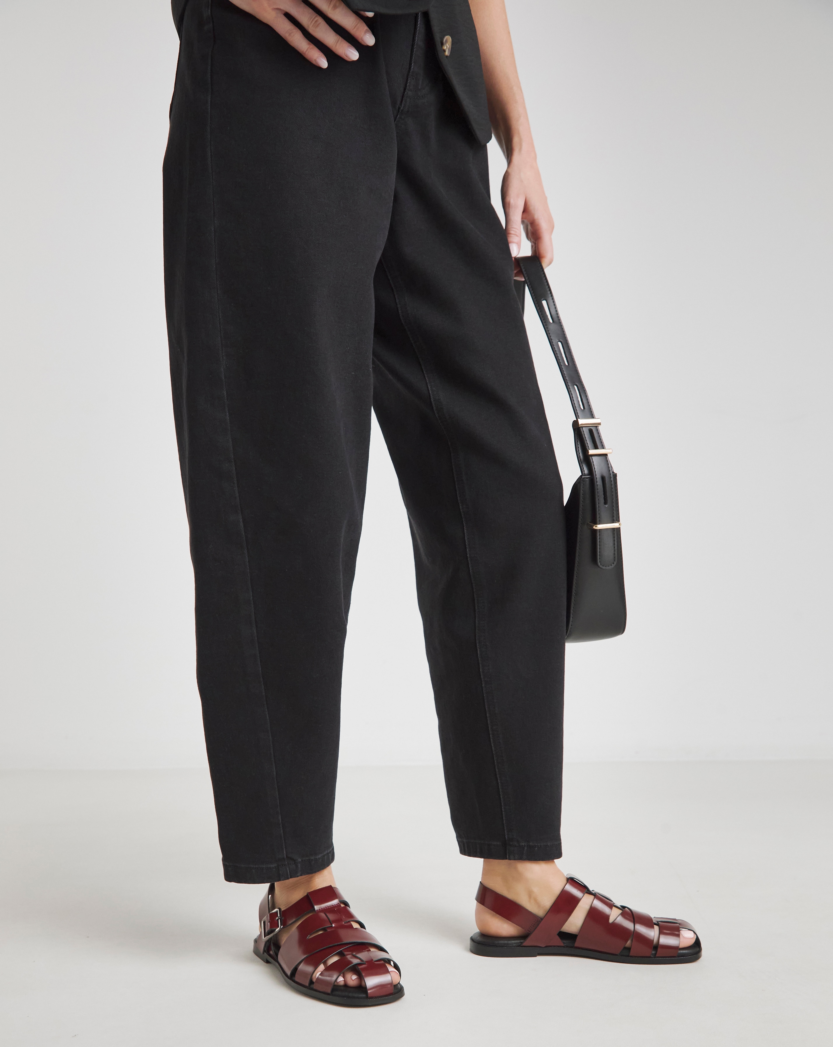 Fisherman Shoe Standard