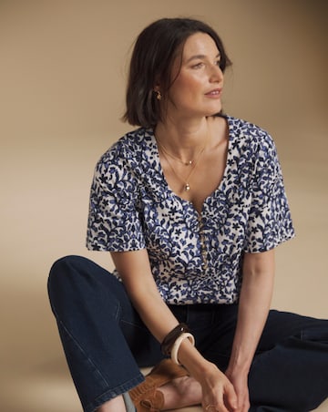 Julipa Petite Cotton Printed V-Neck T-Shirt
