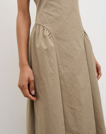 Pretty Lavish Sylvie Slash Neck Midaxi Dress