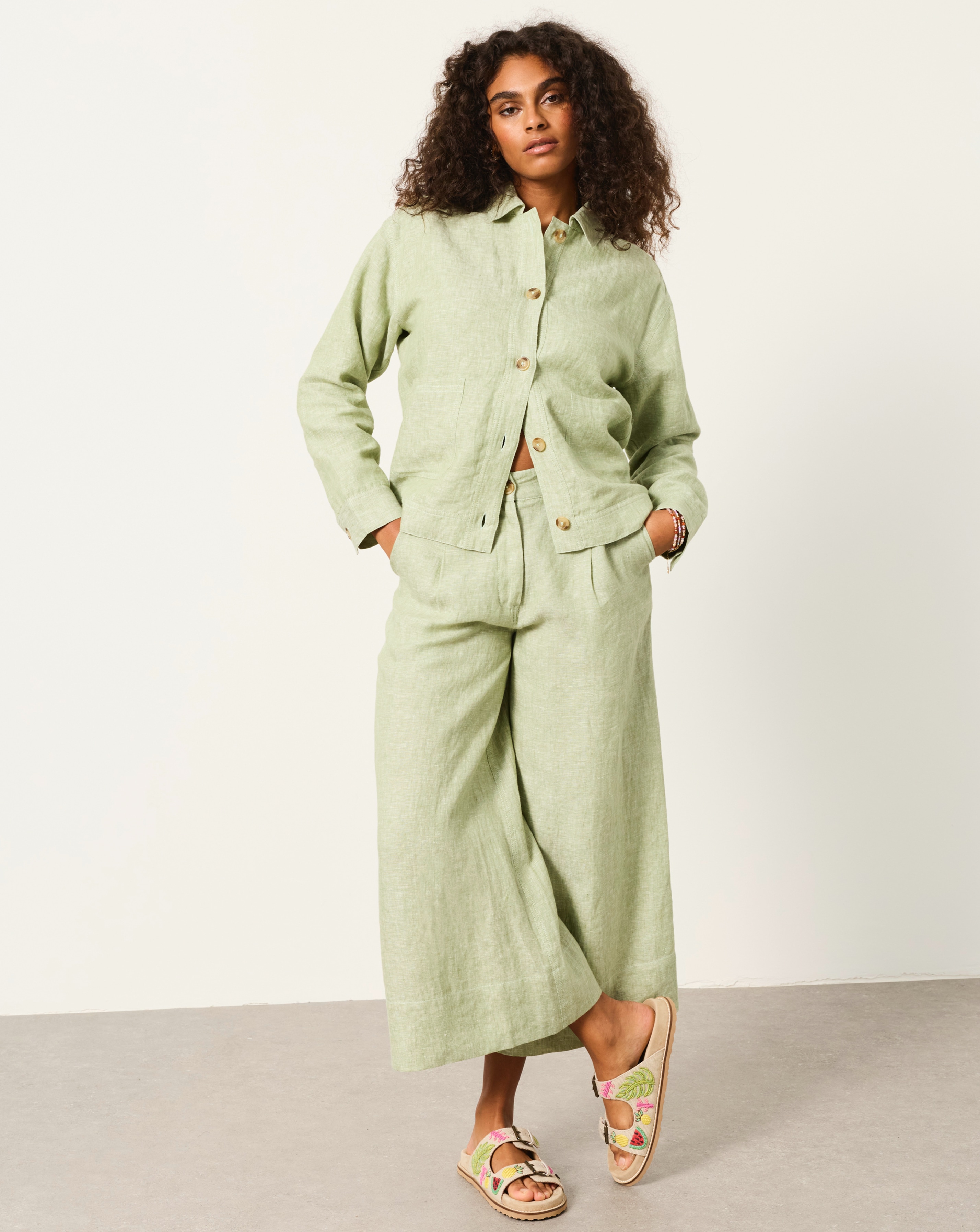 FatFace Anya Linen Crop Trouser