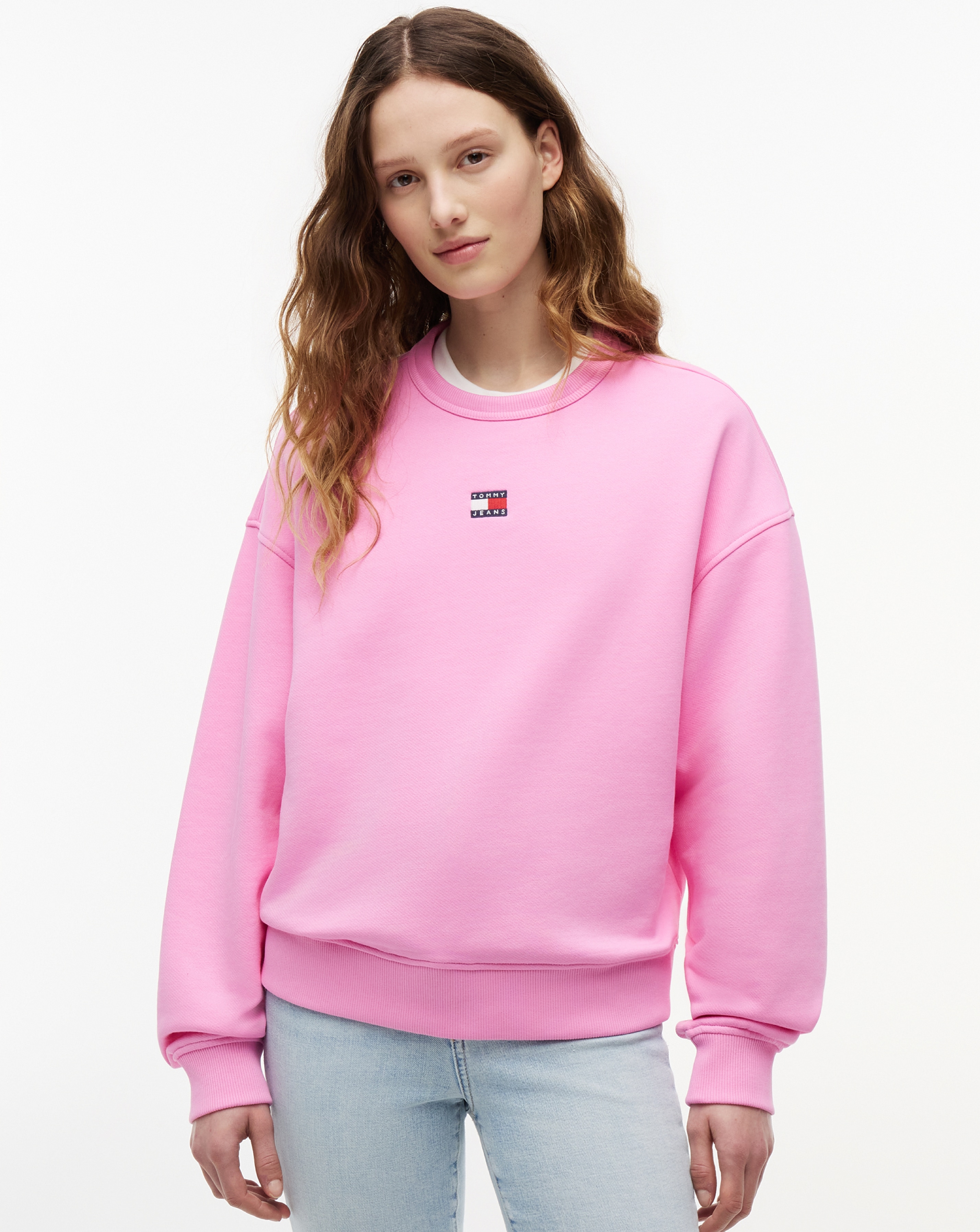 New In - Tommy Jeans Boxy Badge Sweatshirt