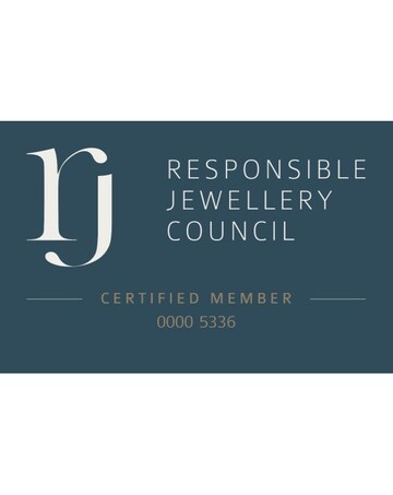 9ct Gold 1.60ct total eq Moissanite Solitaire ring with marquise sides