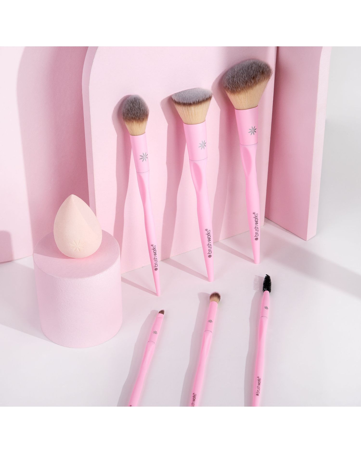 Brush Works Must Have Makeup Brush & Sponge Set Simply Be