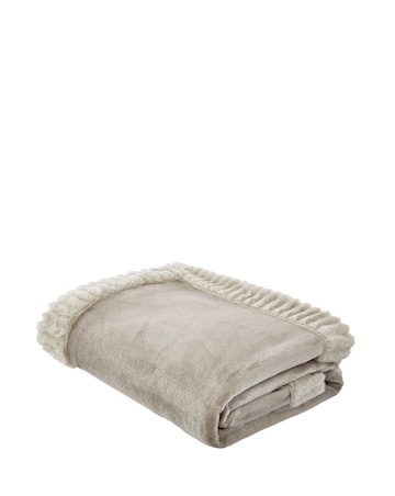 Catherine Lansfield Velvet Faux Fur Cosy Throw