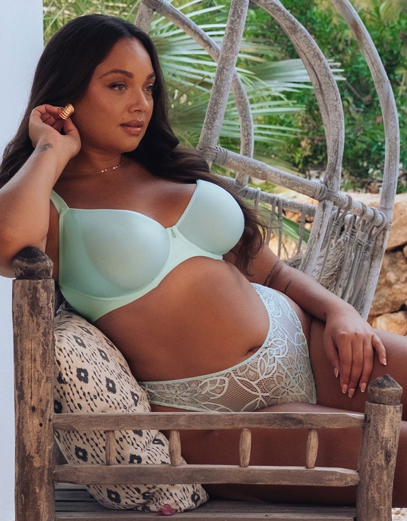 New In - Curvy Kate Smoothie Spacer T-Shirt Bra