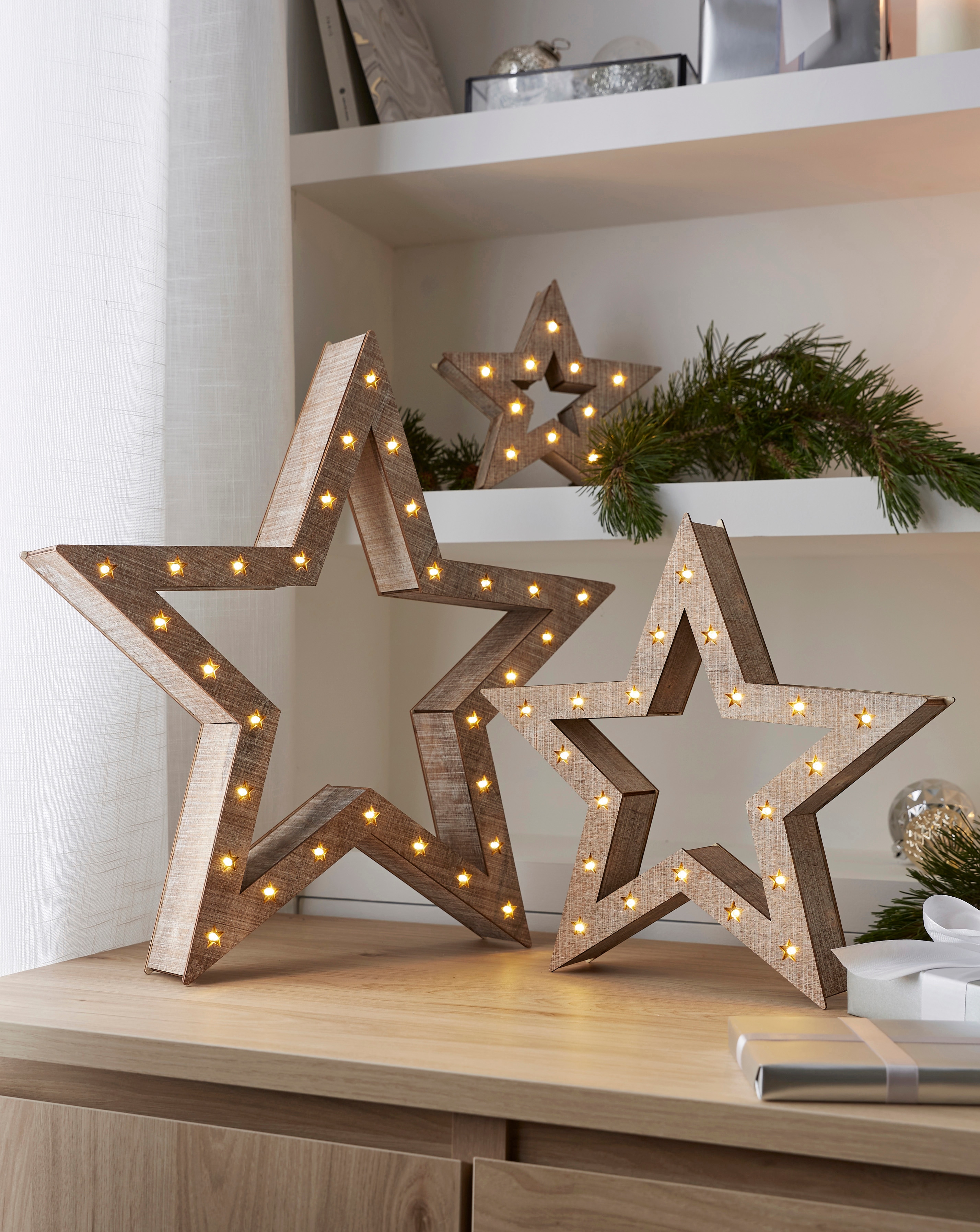 Light Up Wooden Stars - Set of 3