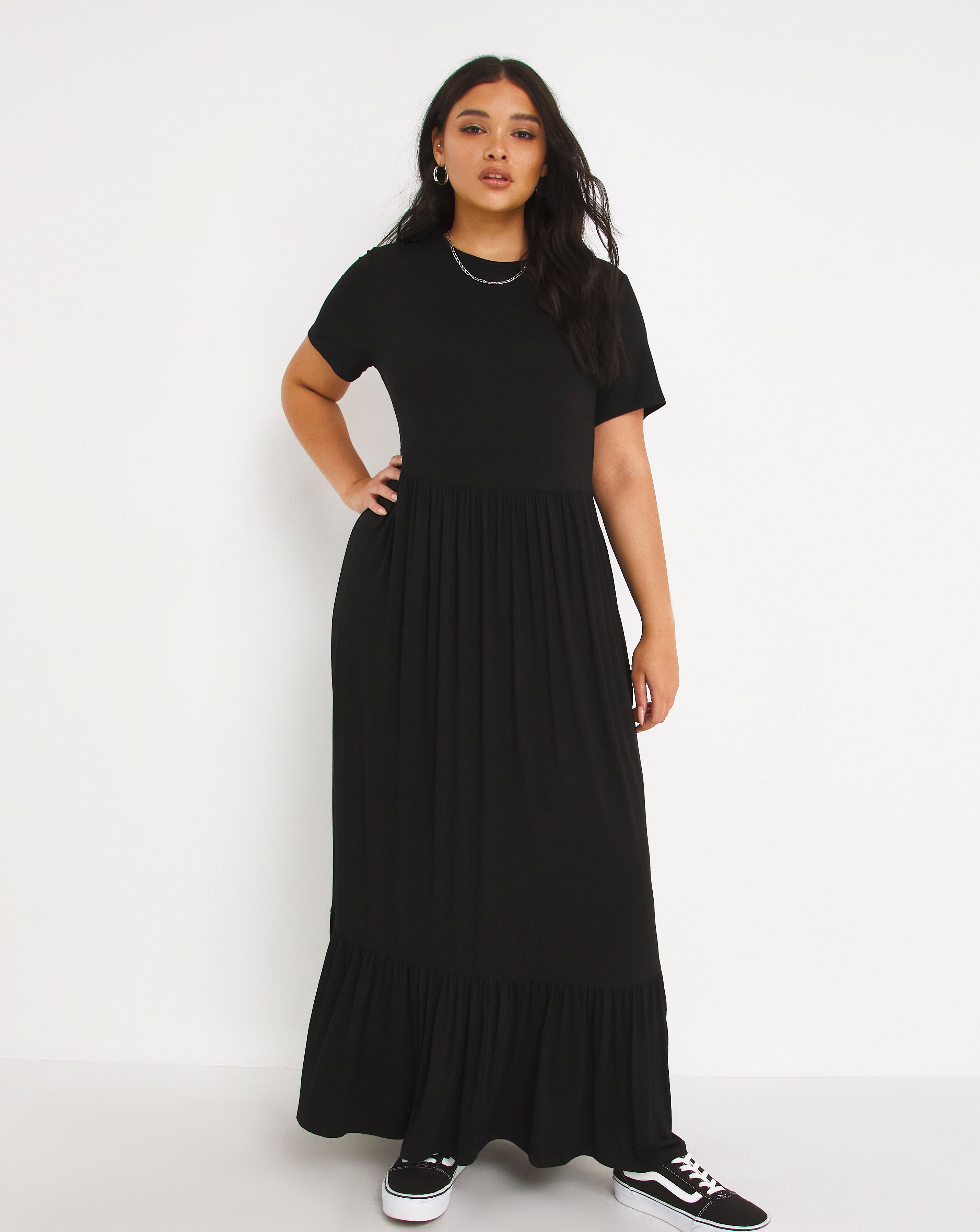 Basic black on sale maxi dress