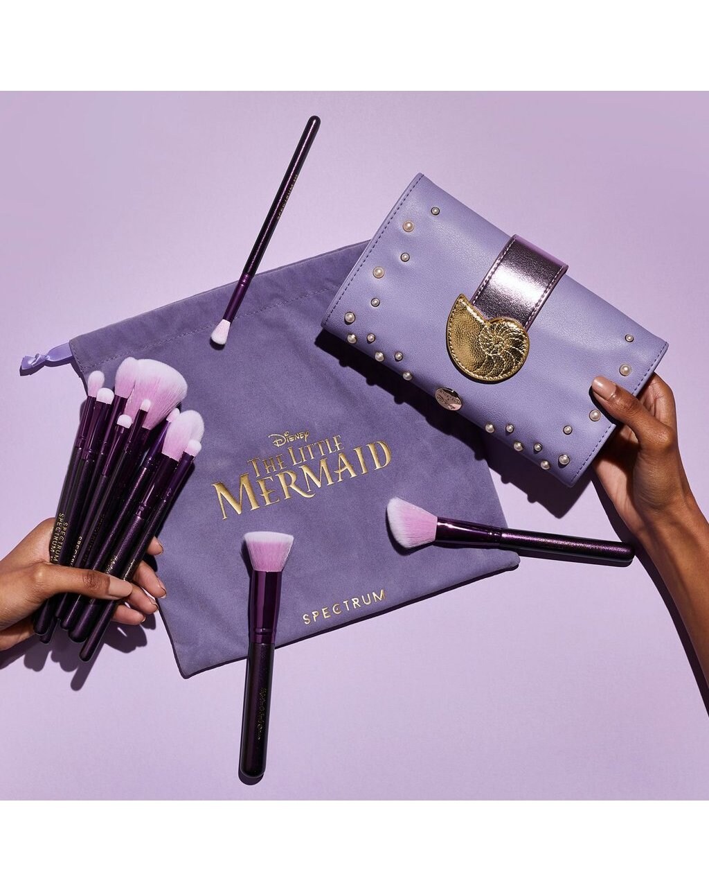 Spectrum The Little Mermaid Ursula 12 Piece Brush set & roll Simply Be