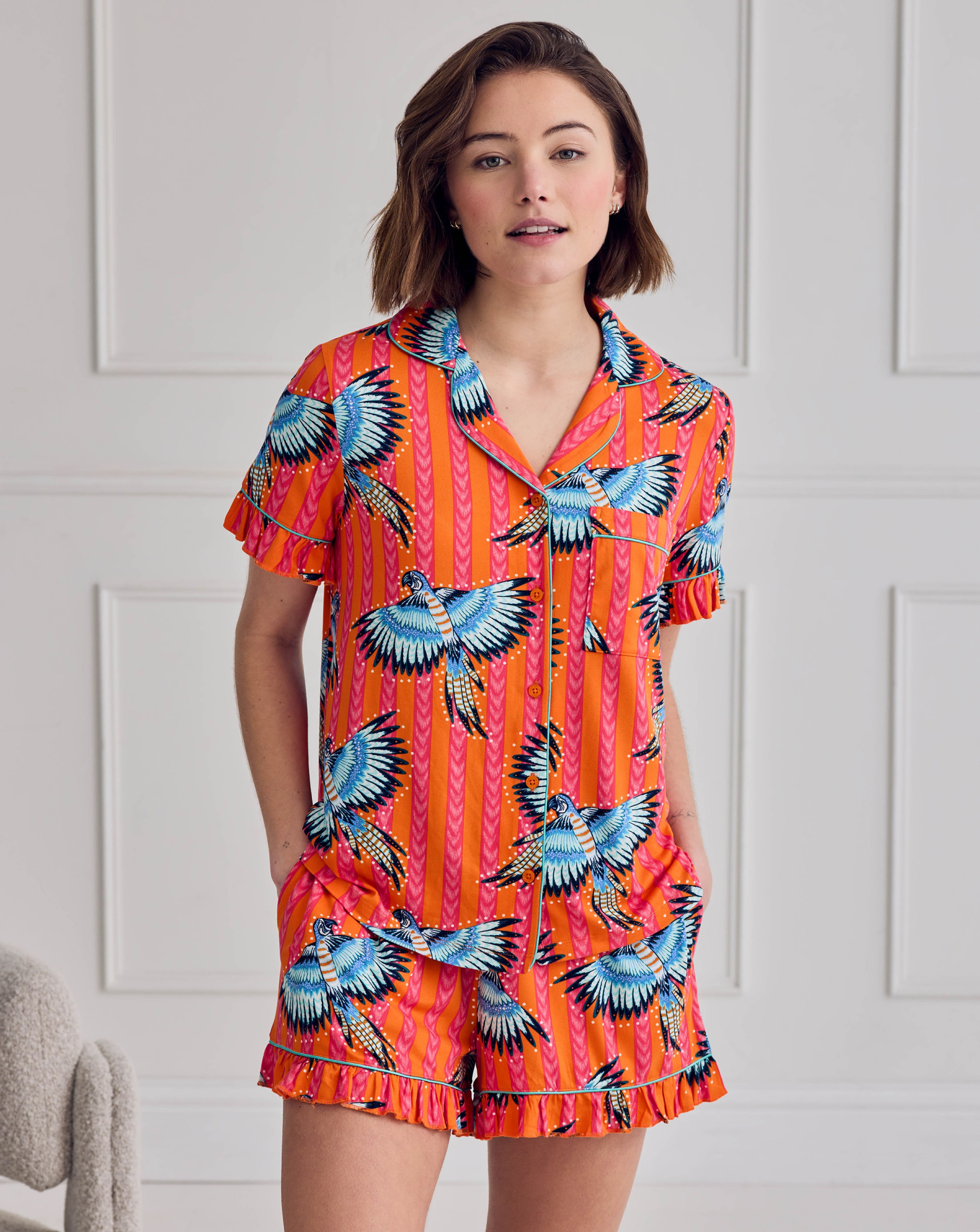New In - Chelsea Peers Short Revere Set