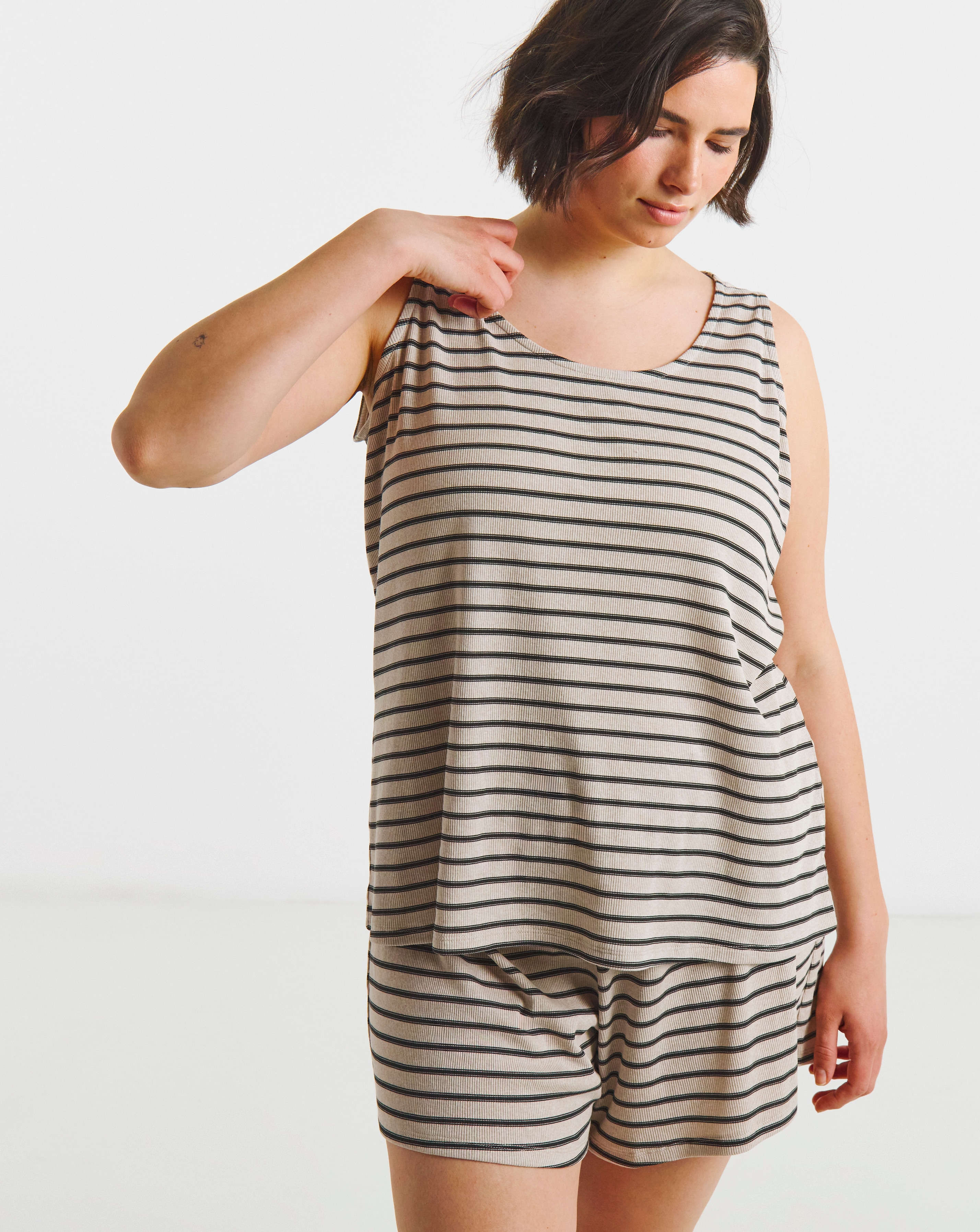 New In - Pretty Secrets Viscose Short Lounge Set
