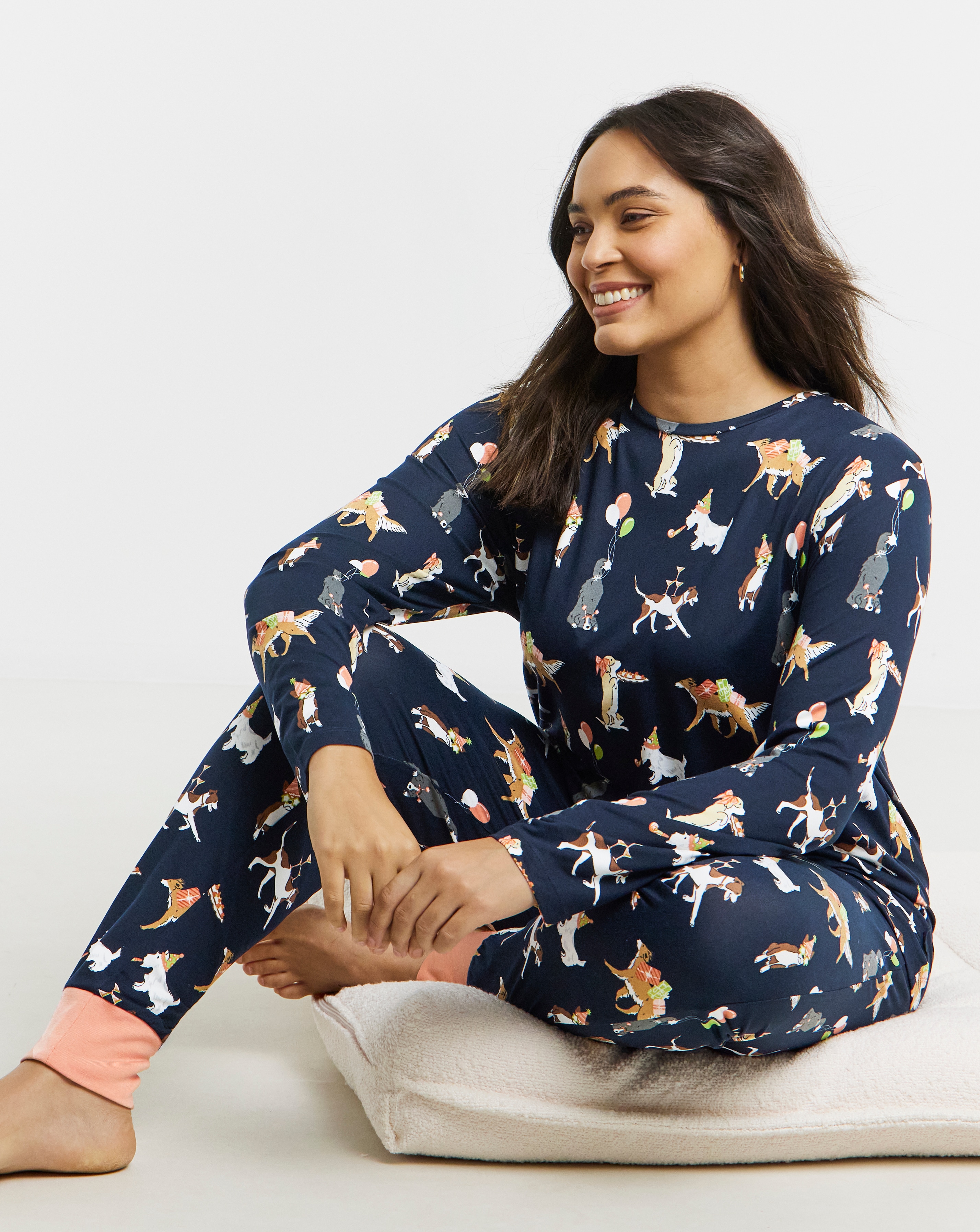 New In - Chelsea Peers Crew Neck PJ Set