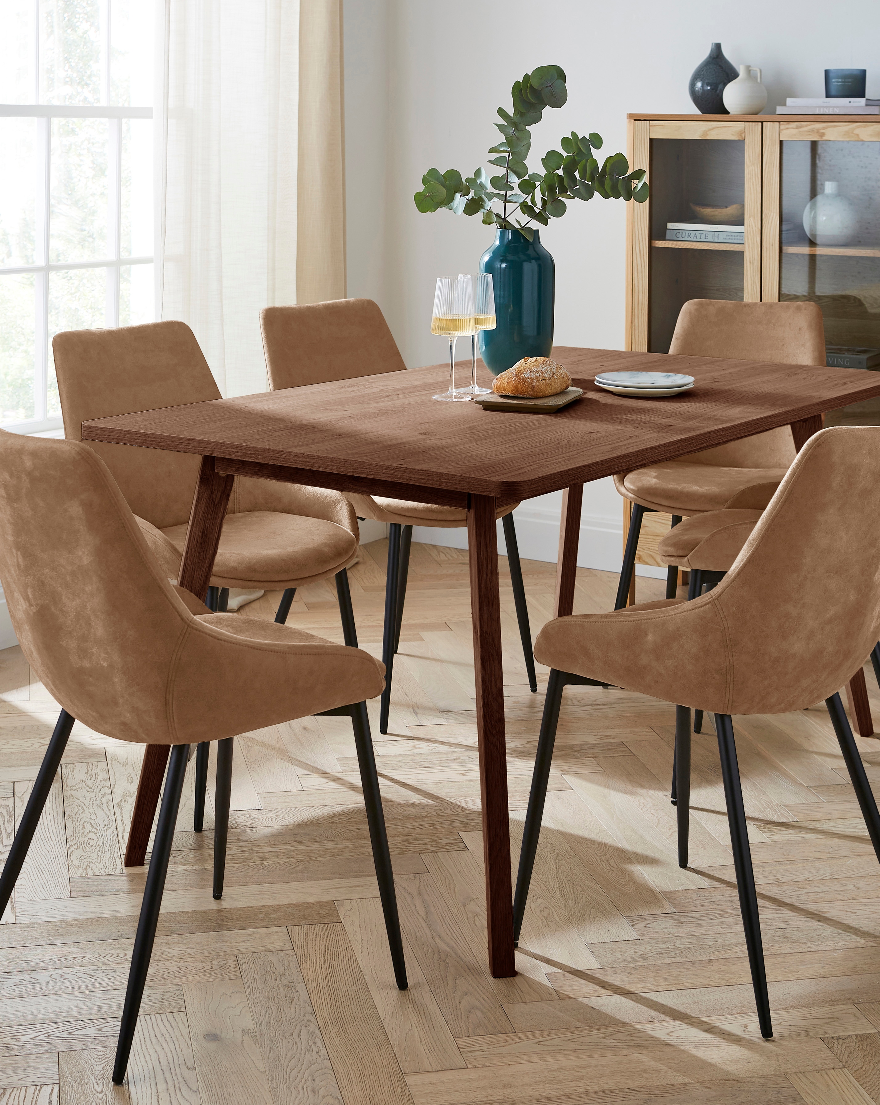 Oslo Table with 6 Etta Leather Chairs