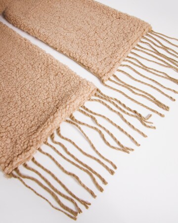 Teddy Scarf