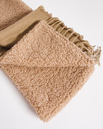 Teddy Scarf