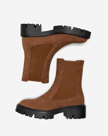Only Betty Chunky Chelsea Boot Standard Fit