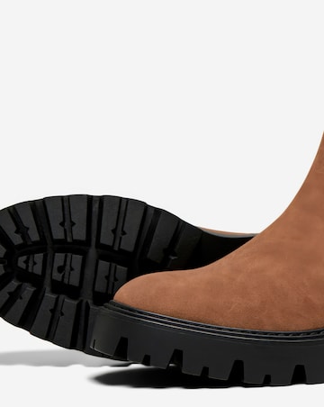 Only Betty Chunky Chelsea Boot Standard Fit