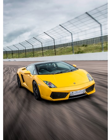 Activity Superstore Fantastic Four Supercar Driving