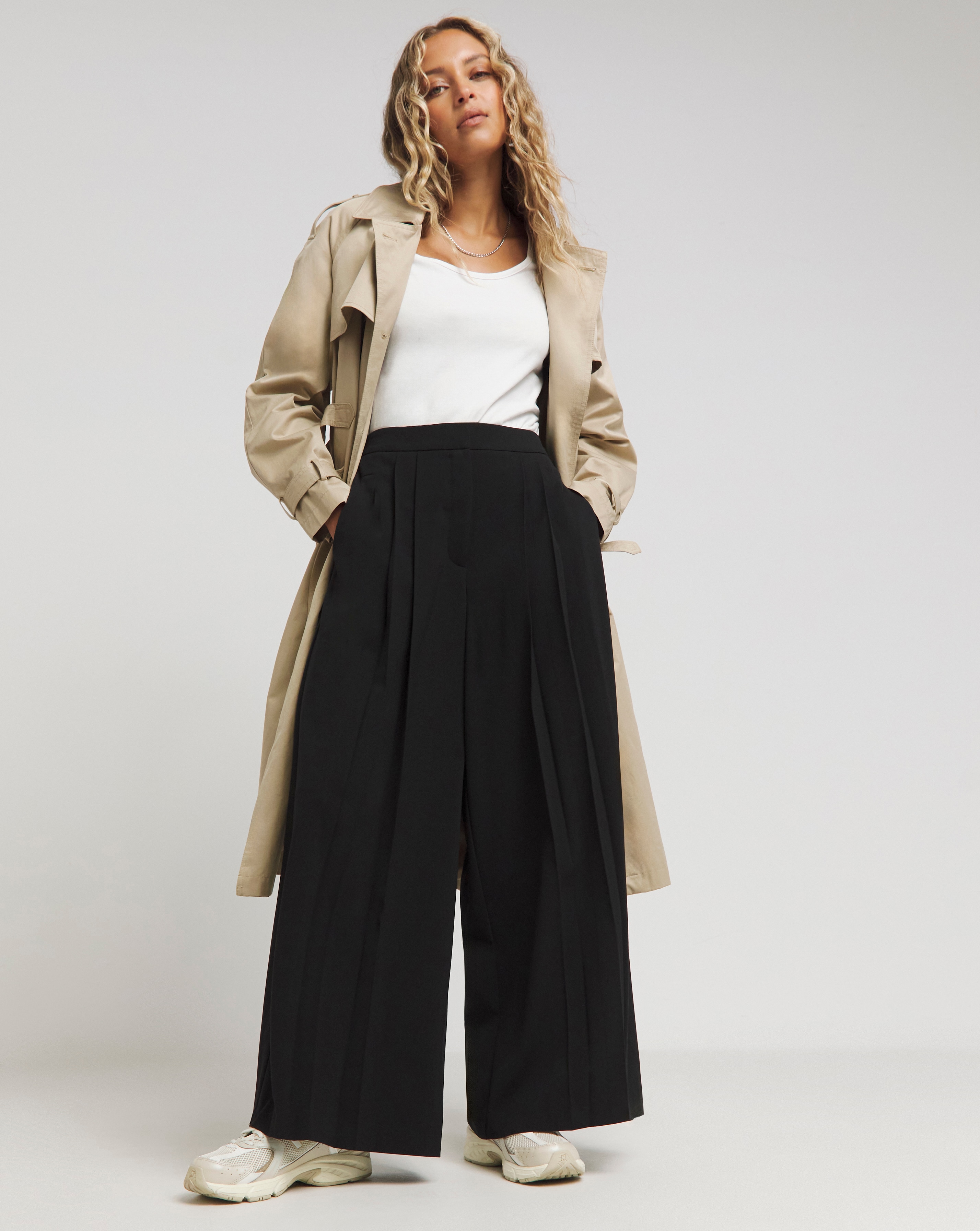 Black Magisculpt Wide Leg Reg Trousers