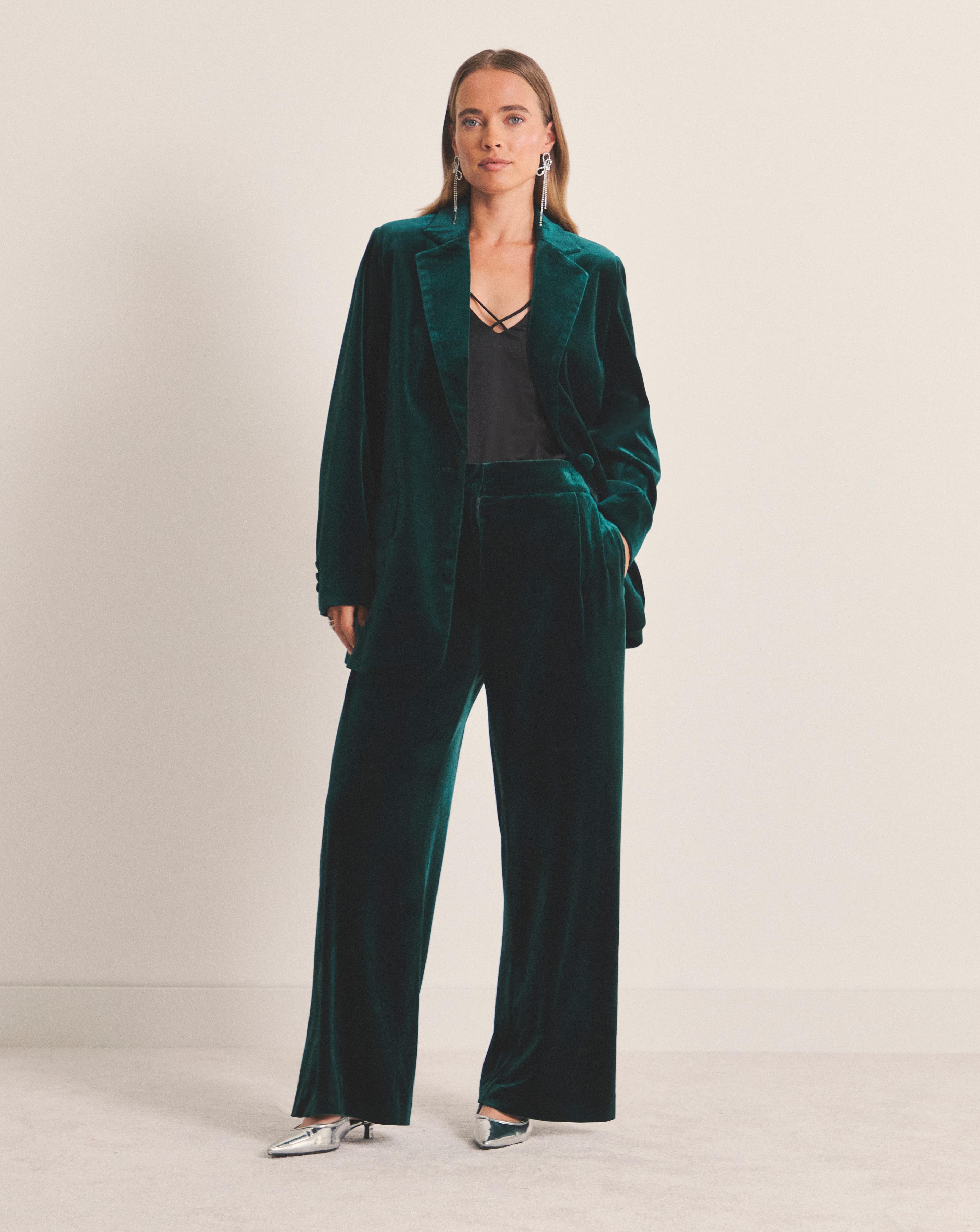 New In - SBE Velvet Wide Leg Trouser
