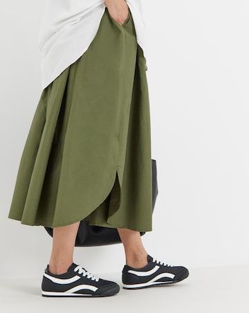 Tesoro Retro Slimline Trainer - Extra Wide Fit (EEE)