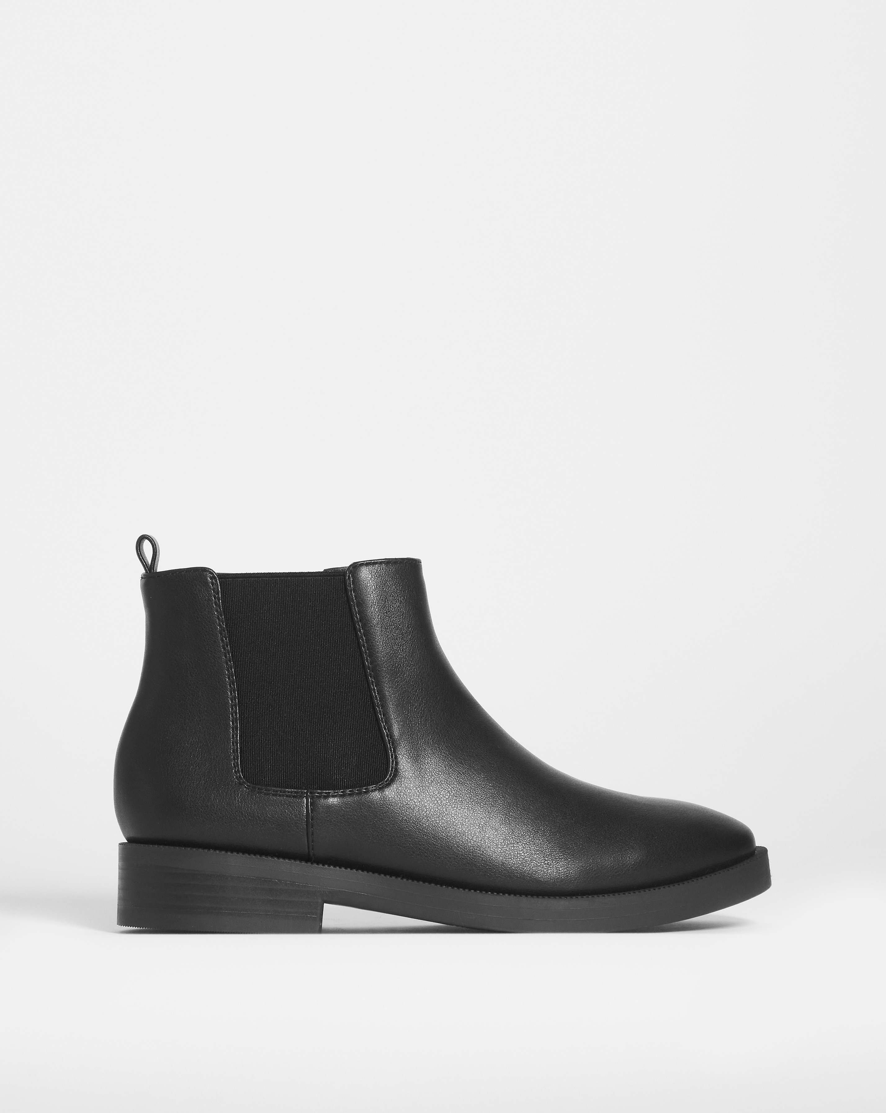 Chelsea Boot EEE Fit
