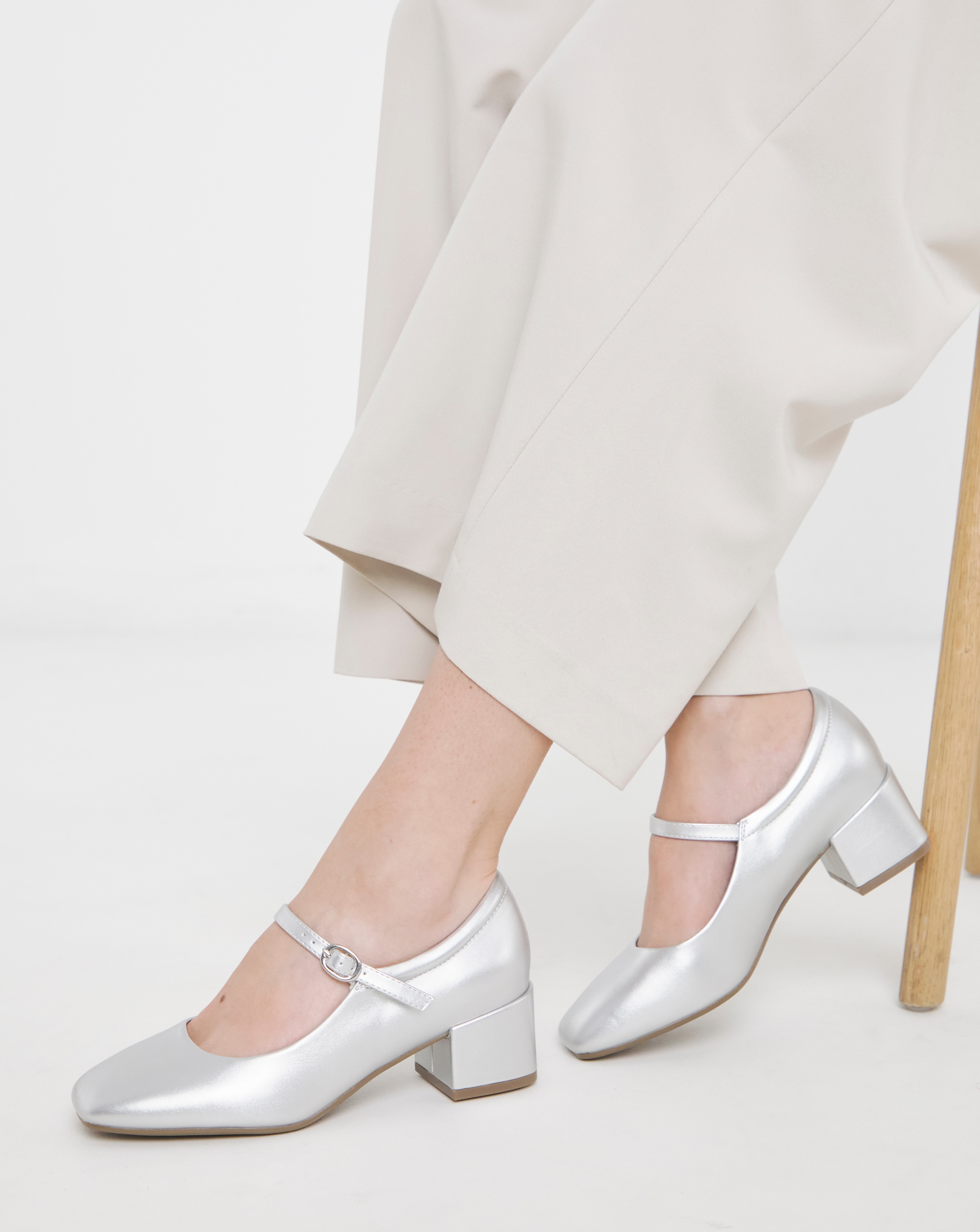 New In - Block Heel Mary Jane Ex Wide