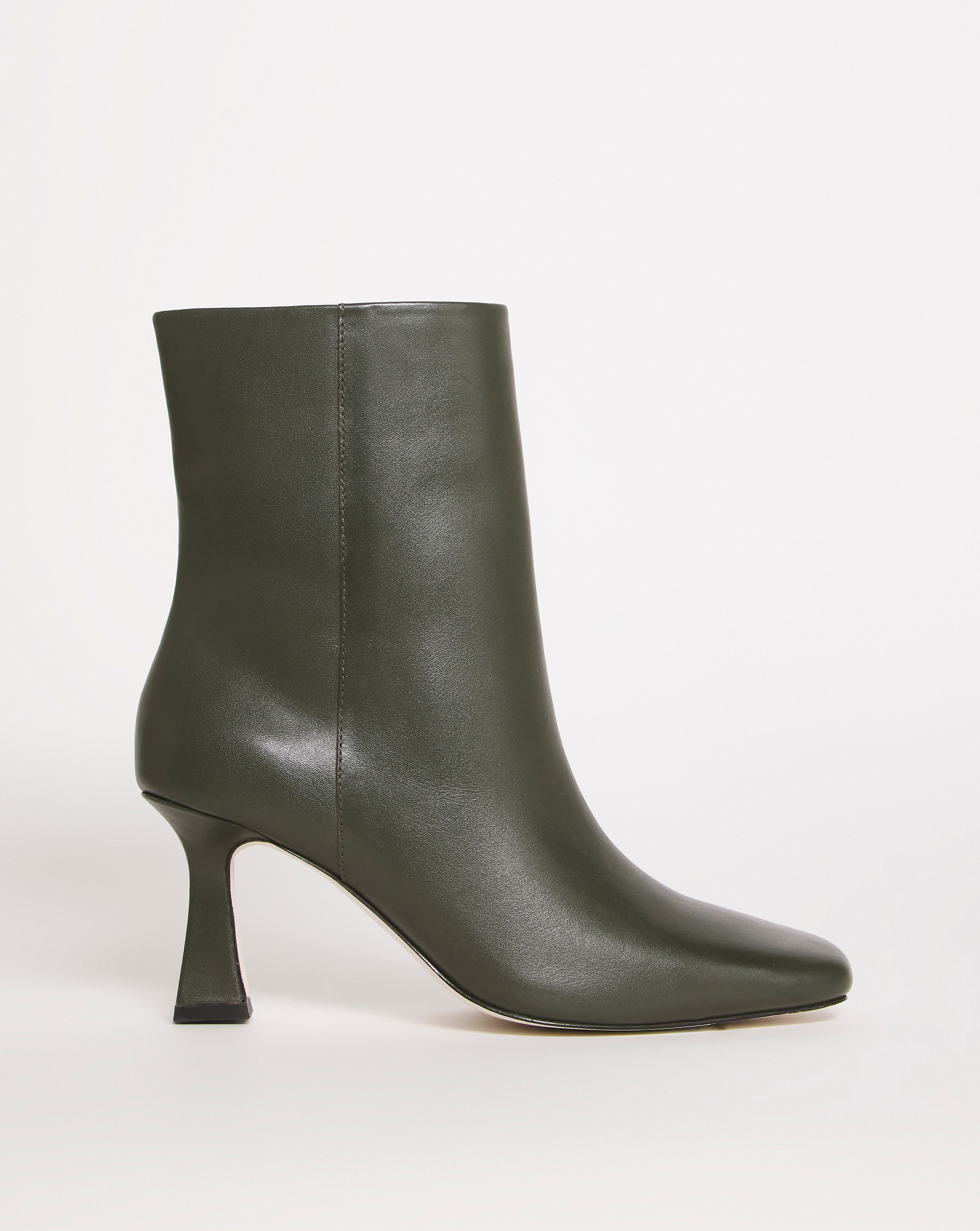 Leather Square Toe Boot E Fit