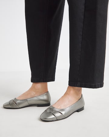 Heavenly Soles Genevieve Cut Out Detail Ballerinas - Wide Fit (E)