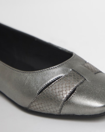 Heavenly Soles Genevieve Cut Out Detail Ballerinas - Wide Fit (E)