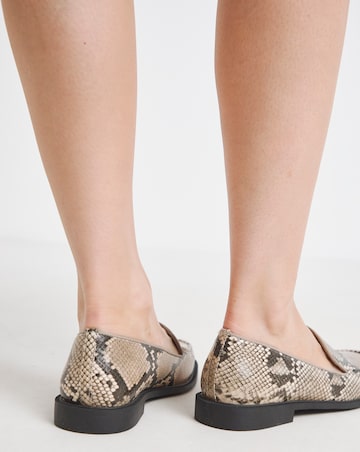 Lava Classic Slipper Cut Loafer - Extra Wide Fit (EEE)