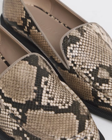 Lava Classic Slipper Cut Loafer - Extra Wide Fit (EEE)