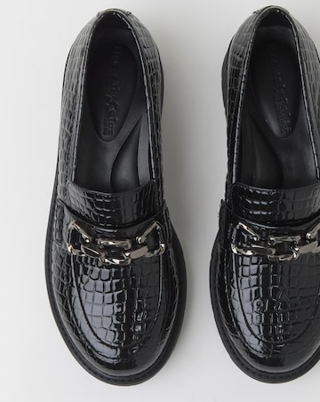 Heavenly Soles Paphos Low Wedge Loafers With Chain Trim - Extra Wide Fit (EEE)