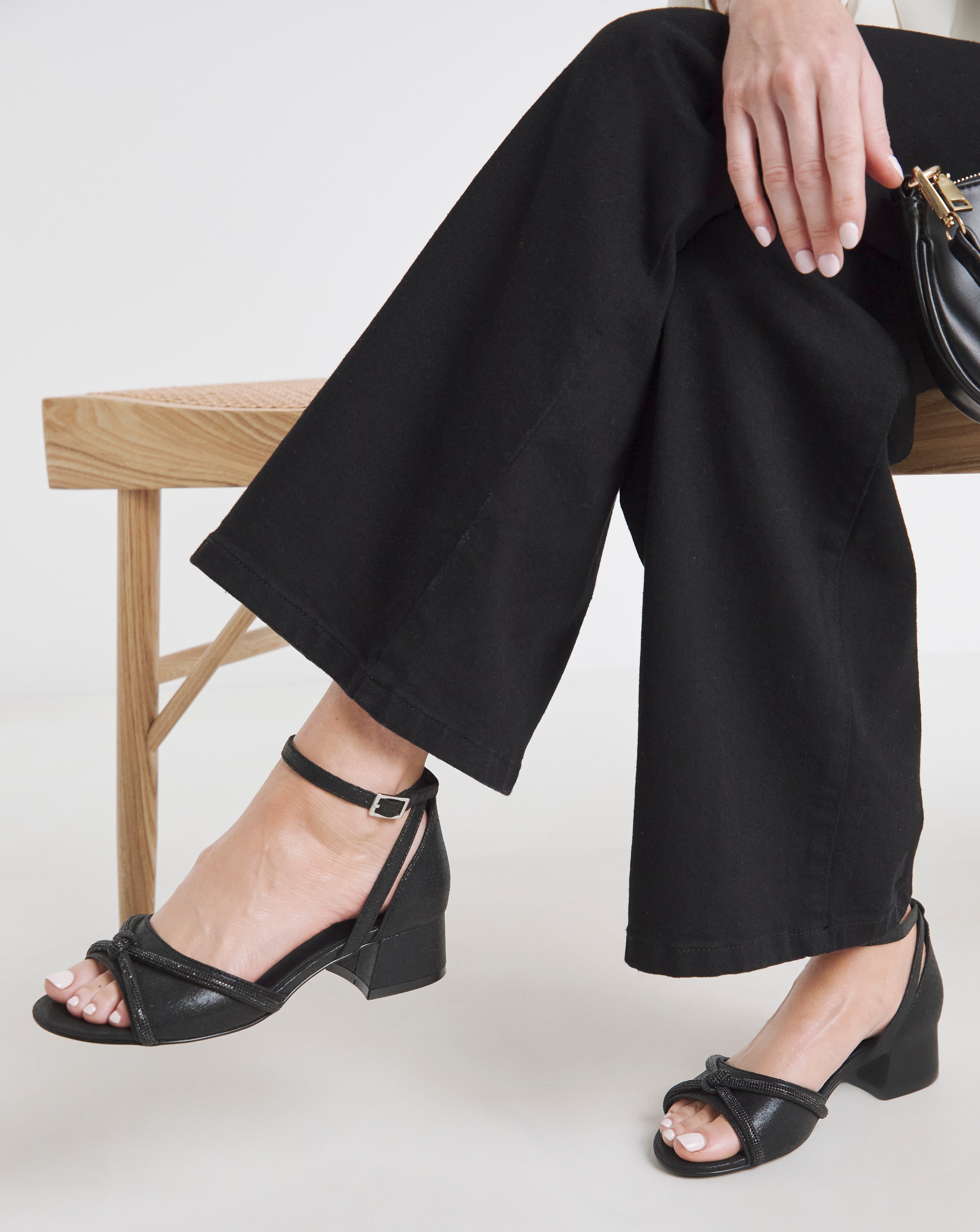 New In - Diamante Two Part Heel Wide