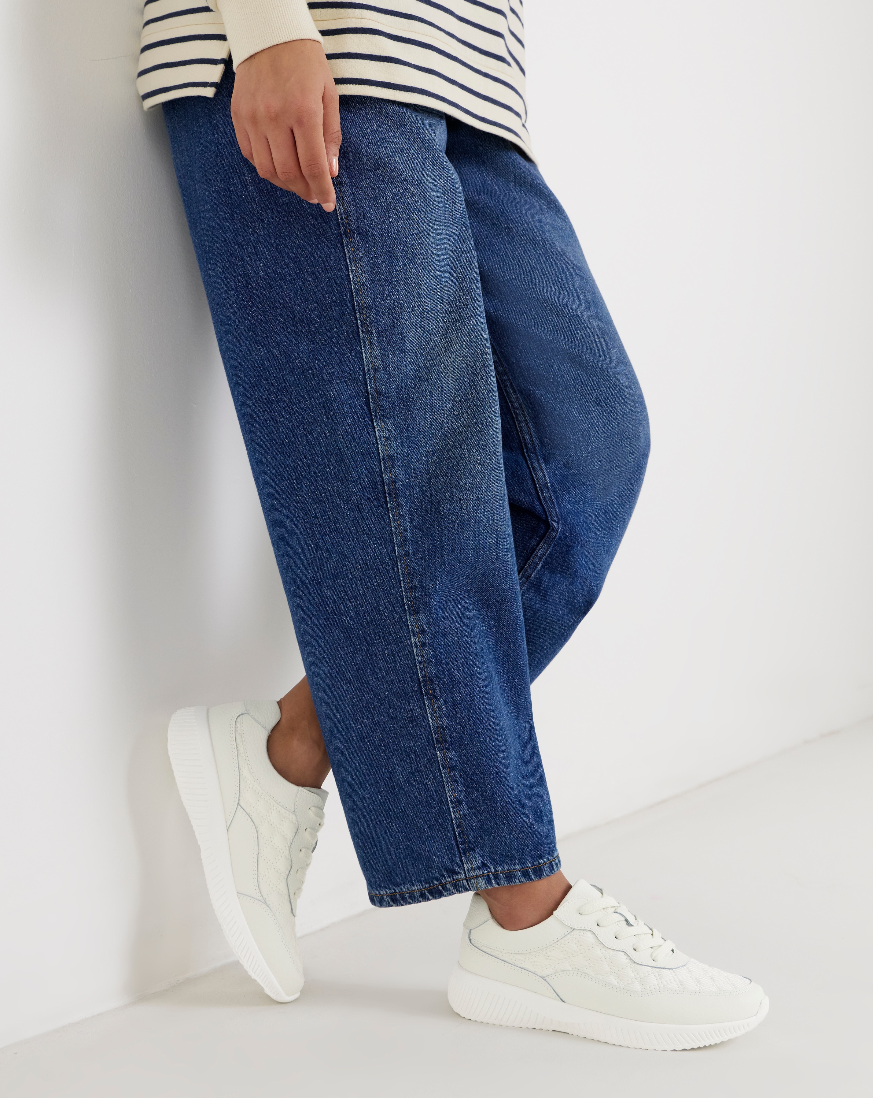 New In - Lace Up Trainer Detail E Fit