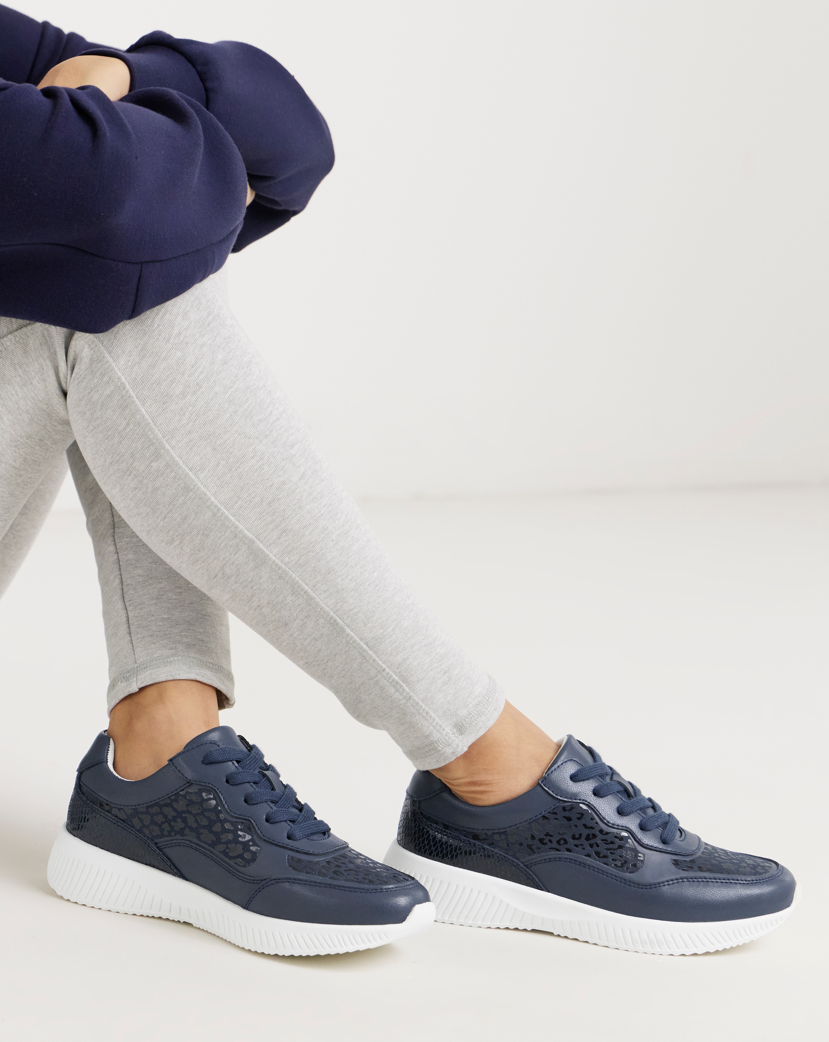New In - Lace Up Trainer Detail E Fit