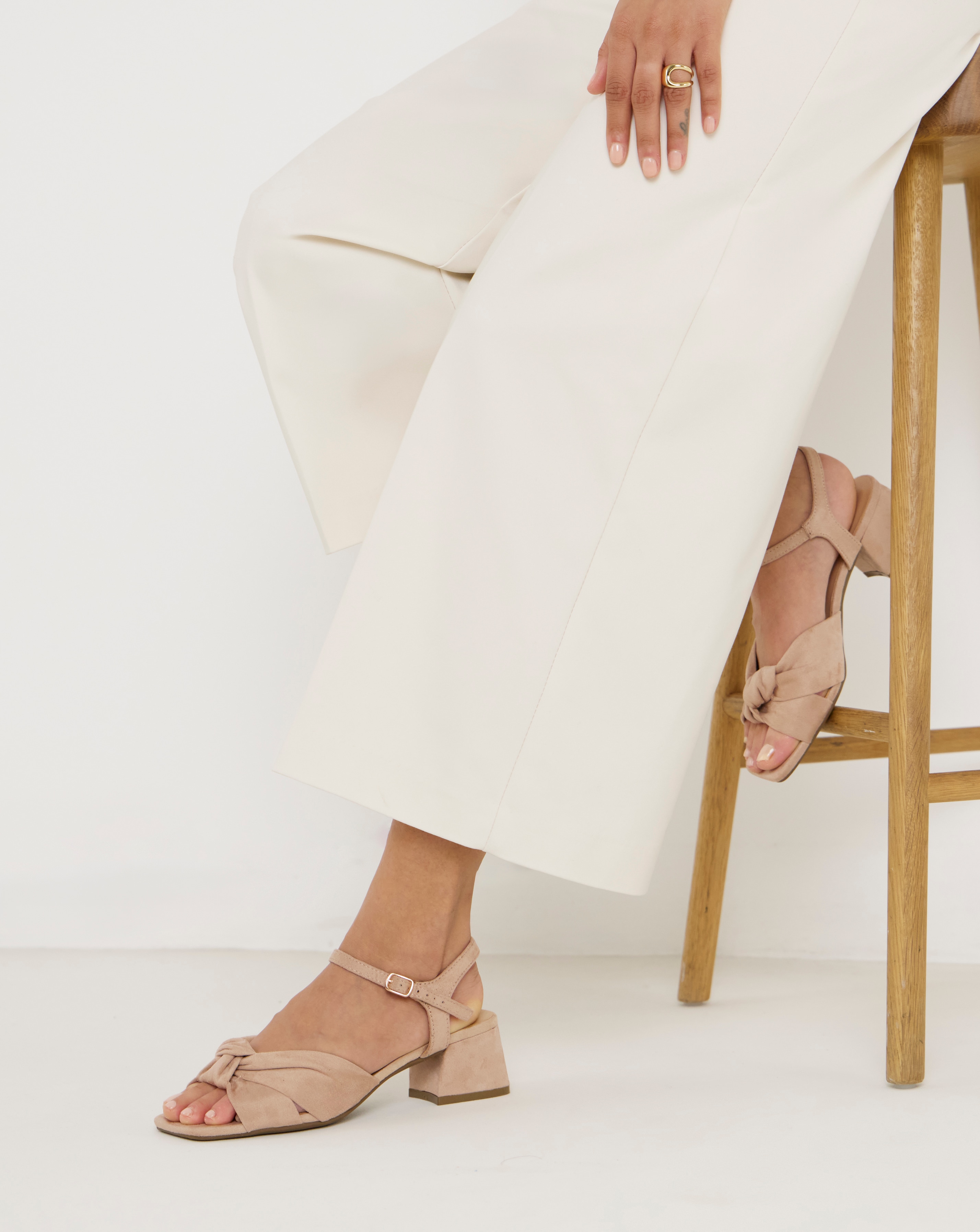 Twist Upper Block Heel Extra Wide